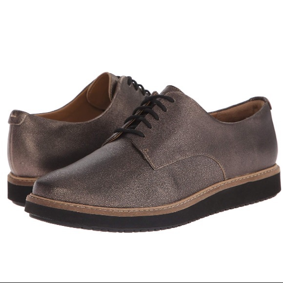 clarks glick darby navy